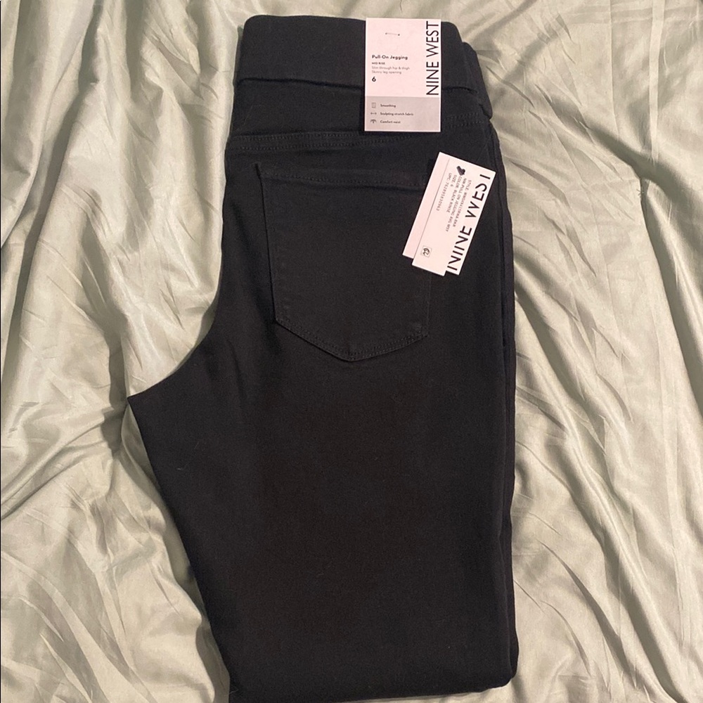 Nine West Women's Classic Black Jeggings